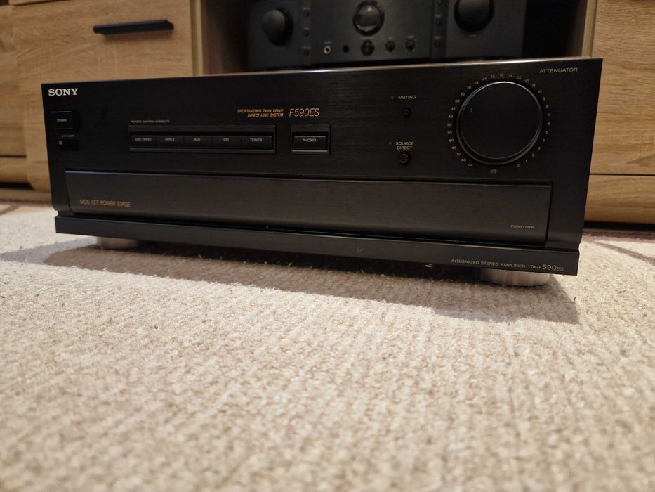Sony ta-f590es Special