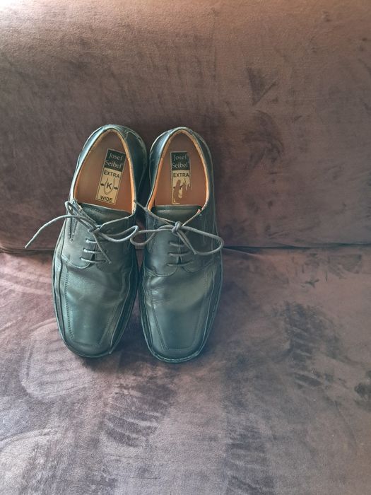 Vând pantofi de barbati Josef Seibel