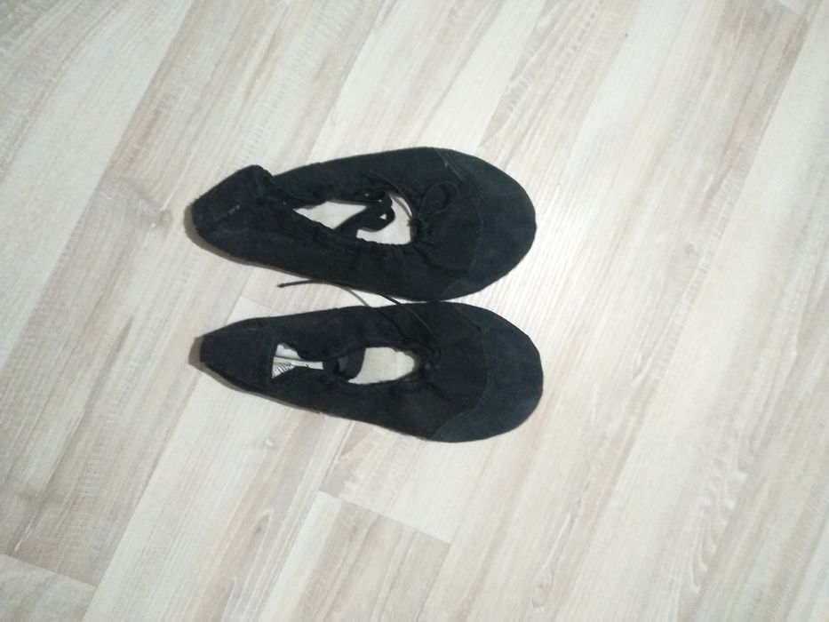 Чешки чешки красные