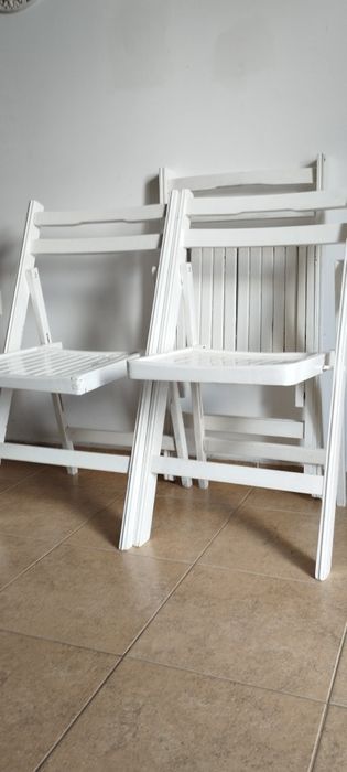 4 дървени стола-80лв,диван-150лв