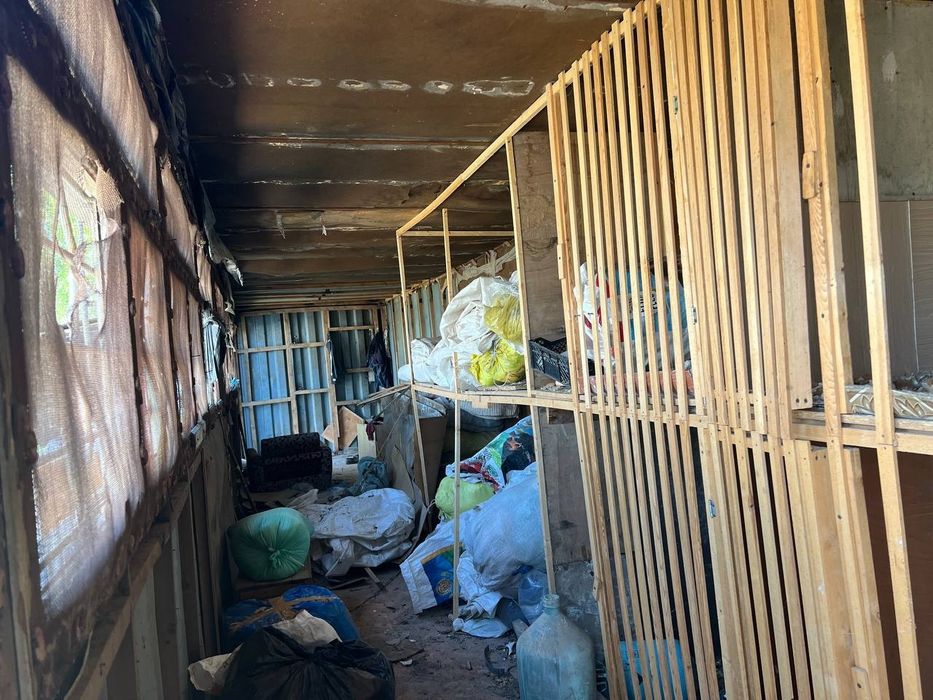 Konteyner 12 metrlik xolati yaxshi