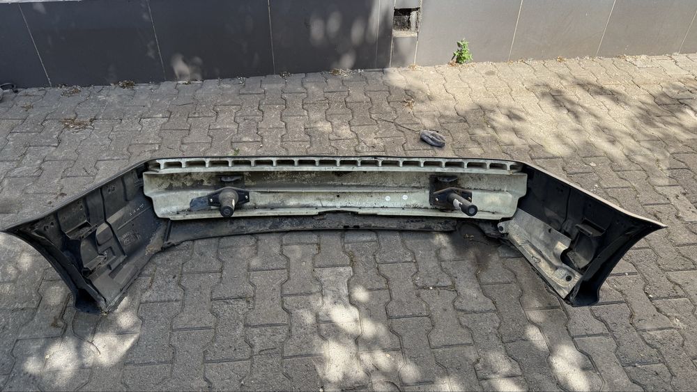 Бампер задний BMW e36 оригинал