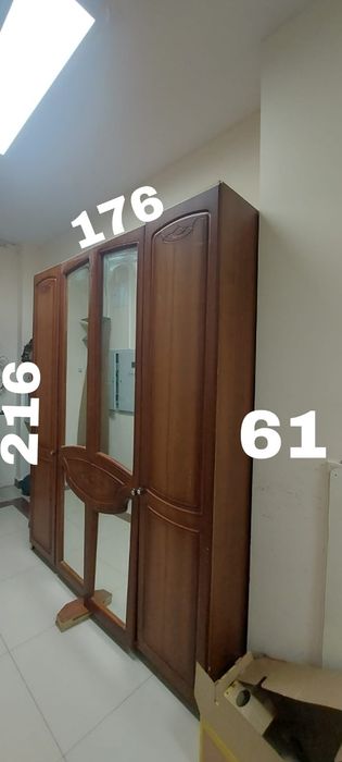 Продам спальный гарнитур