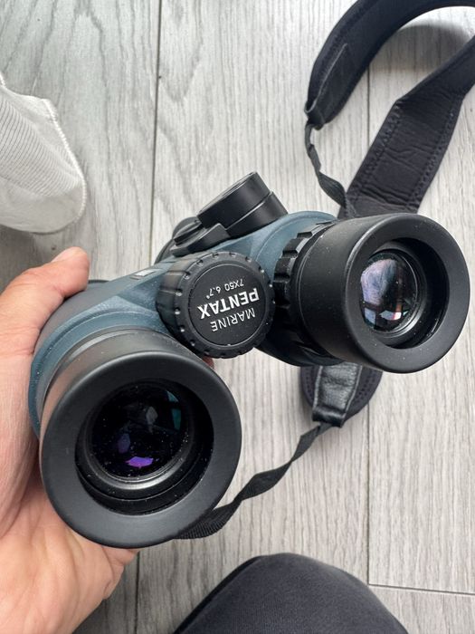 Binoclu Pentax cu defect