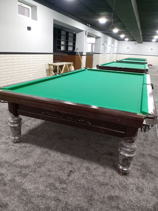Billiard stollar
