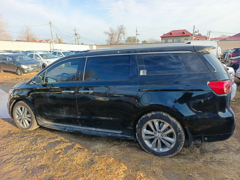 KIA Carnival Dizel sotiladi