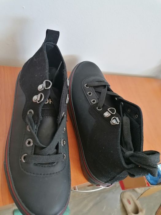 Pantofi sport noi măr 36
