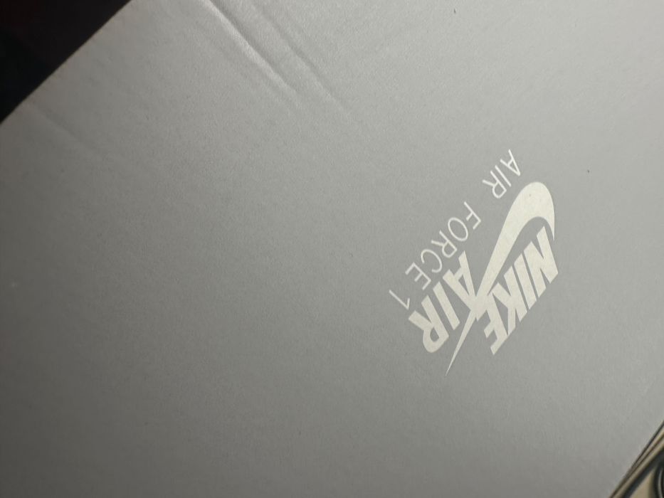 Nike Airforce 1 LV8 Чисто Нови