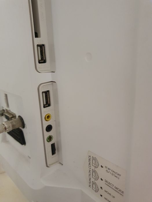 Телевизор Toshiba 24"