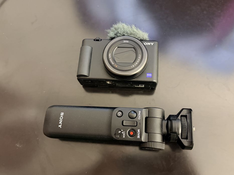 Камера Sony zv-1