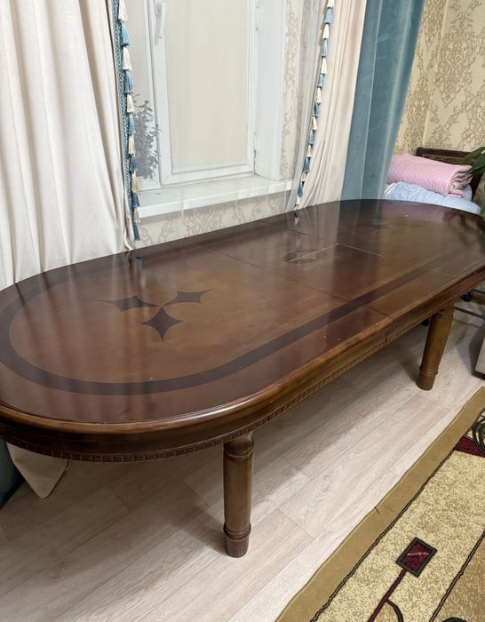 Продам стол с стульями