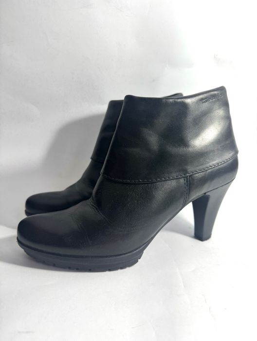 Дамски боти на ток от естествена кожа, Черни кожени боти, Tamaris, 37