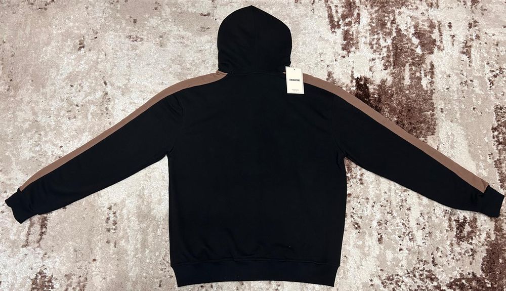 Vând compleu nou de bărbați Made by Society