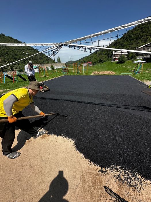 Асфальт . Асфальтирование . горячий асфальт