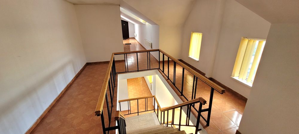 Închiriez apartamente și garsoniere în Targoviste