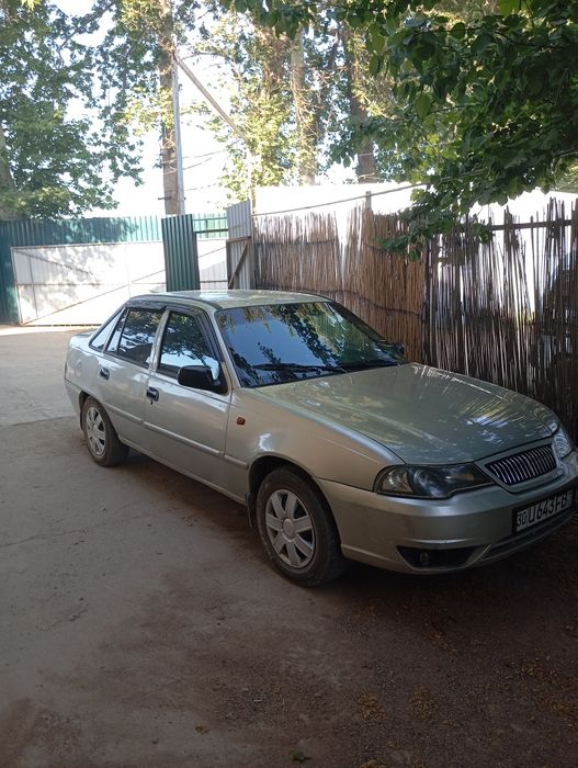 Нексия 2 сотилади