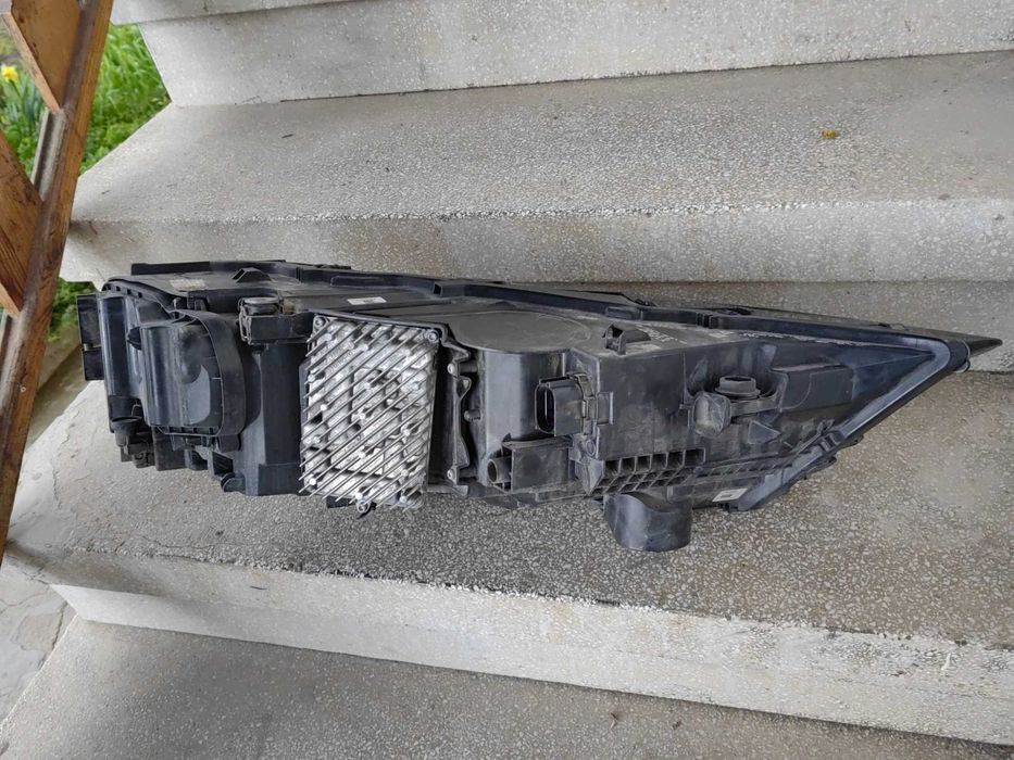 Фар Audi Q7/SQ7 LED ляв 2019-24/ Фар Ауди Кю7 Оригинален