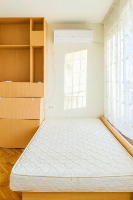 Дава се под наем Тристаен апартамент в Варна, Левски - 59 кв.м за 400 € - Снимка #2