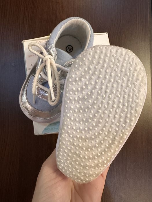 Pantofi sport bebe marimea 19 ca noi