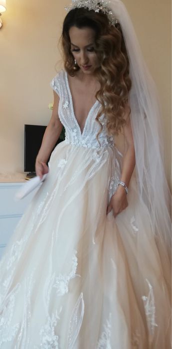 Rochie mireasa Milla Nova designer Lorenzo Rossi editie limitata