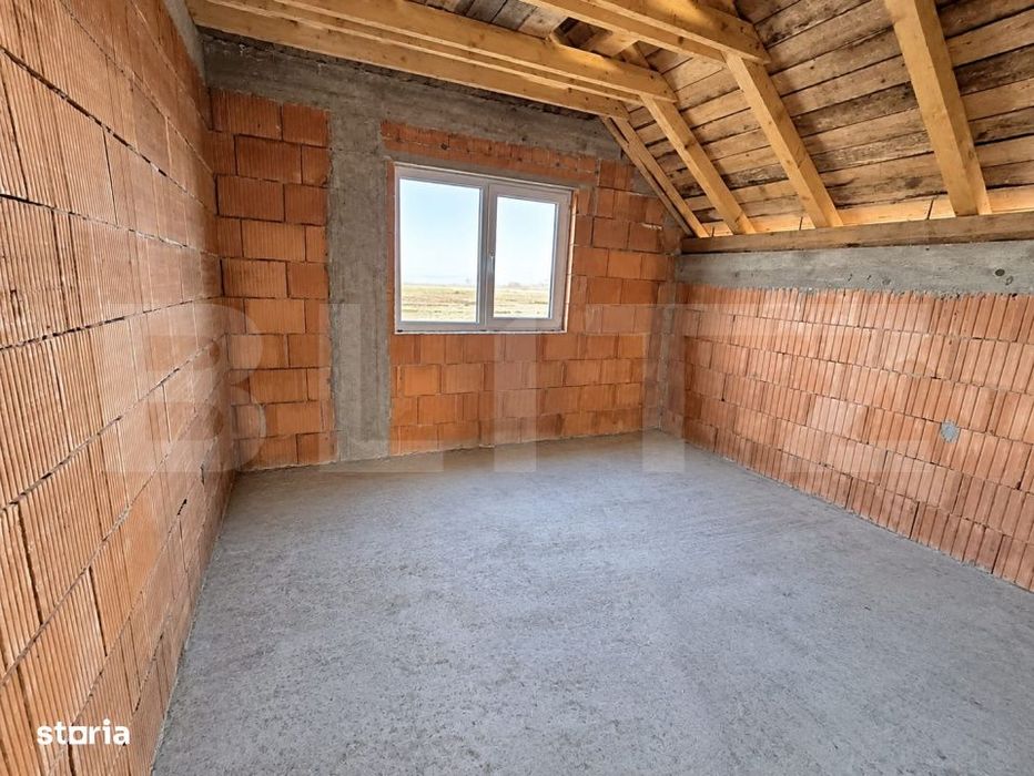 Casa P+M cu teren 486mp, Halchiu