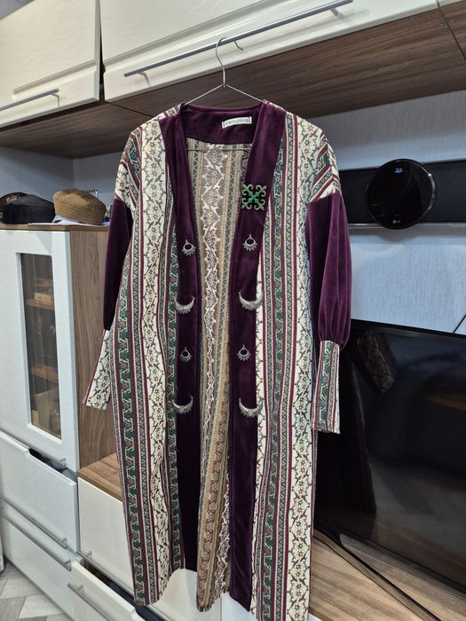 Ұлттық киім камзол кажекей прокатқа беріледі