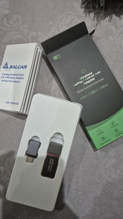 Wireless CarPlay/Android Auto Adapter