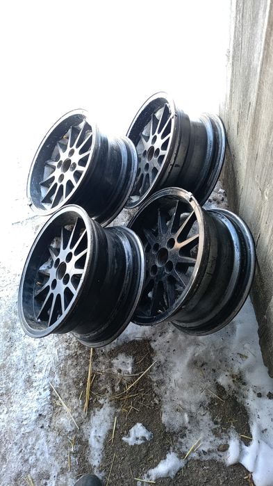 Продам диски с резиной на 15