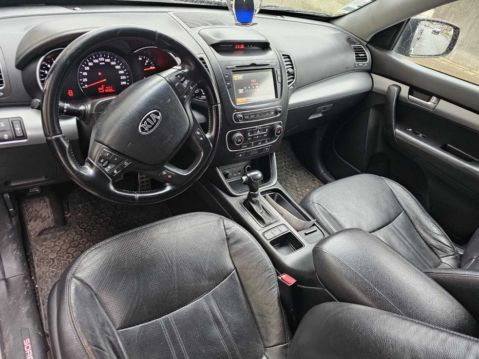 Kia Sorento Masina e in Chisinau, numere franceze, al doilea proprietar, URGENT