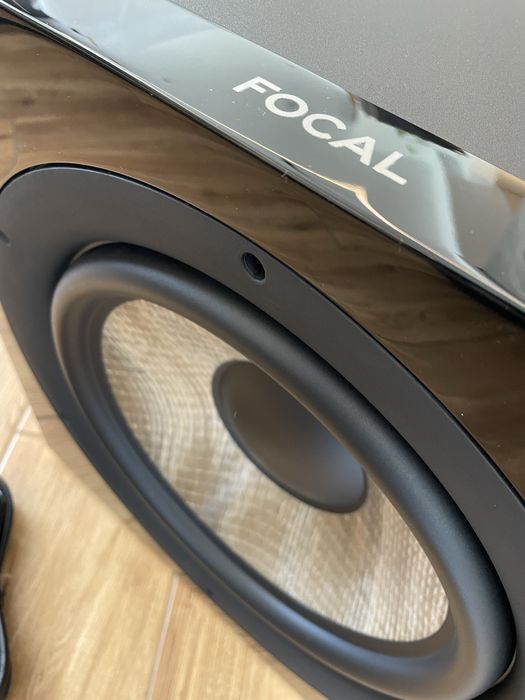 Focal sub 1000F субуфер