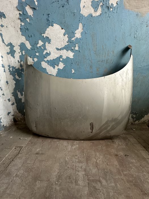 Продаю капот на ВАЗ 2110