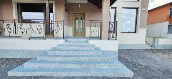 Продава се Къща в с. Белащица, Област Пловдив - 253 кв.м за 1 €/кв.м - Снимка #3