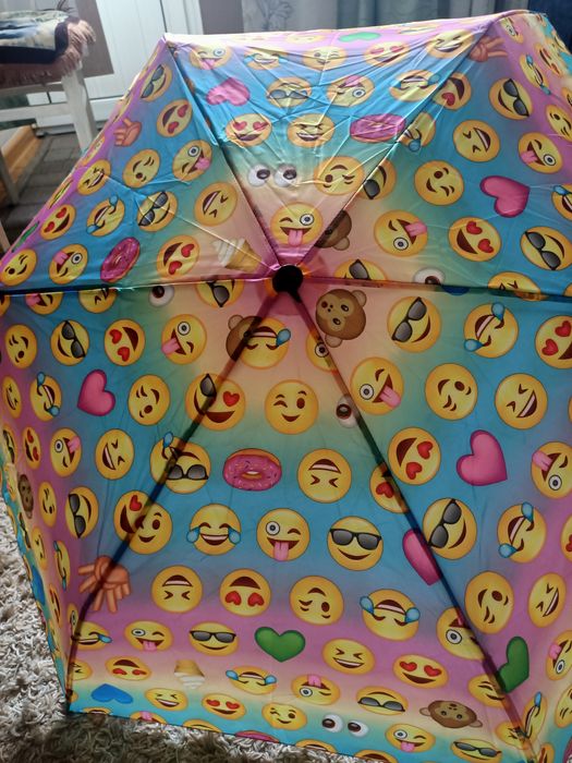 Продам детский зонтик