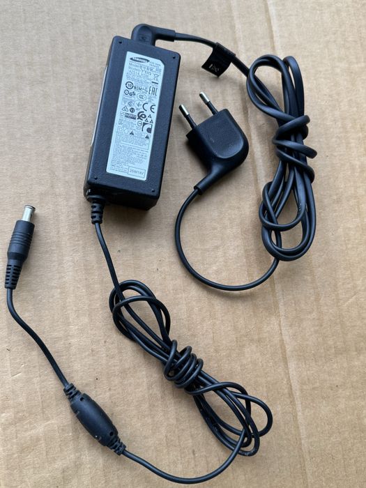 Оригинално зарядно монитор Samsung 14V 1.786A 25W , зарядно Samsung