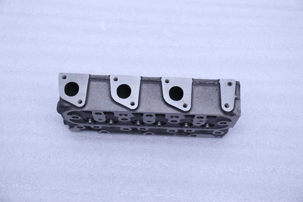 Chiulasa motor Kubota D1105 - Piese motor Kubota