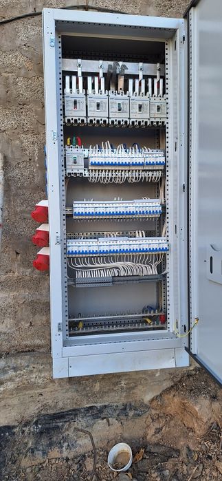 Промышленный электрика, сборка щитов, ВРУ, ГРЩ, ШО и.т.п