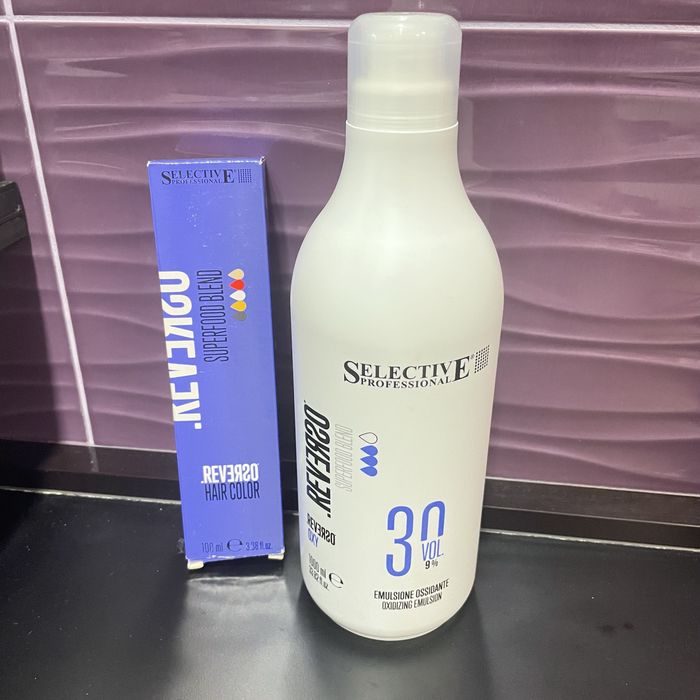 Професионални бои за коса и оксиданти/активатори