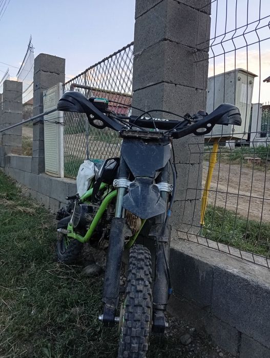 Vând cross 125 cc