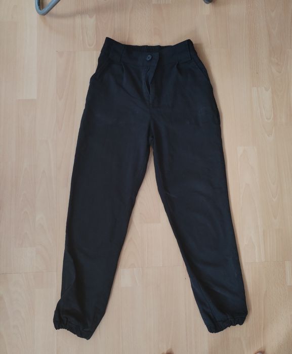 Pantaloni cargo de la Cropp