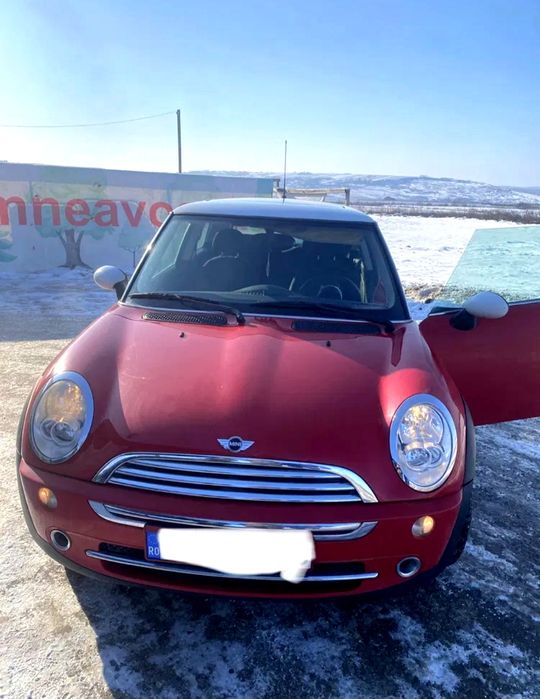 Se vinde mașină Mini Cooper