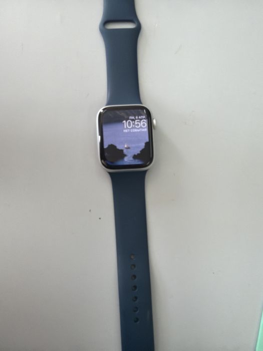 Часы apple watch se 2022