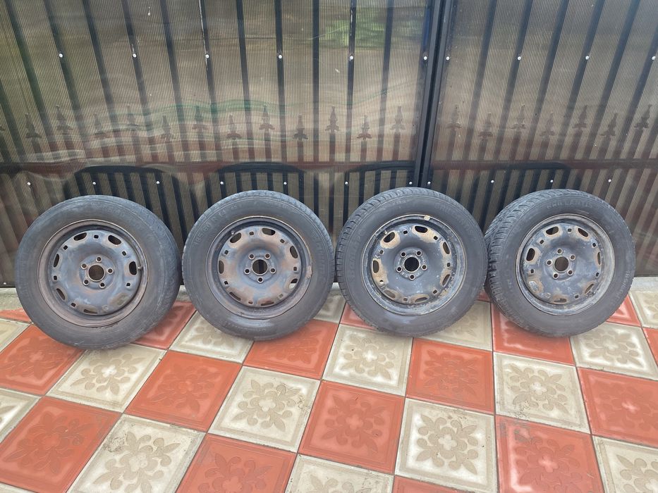 Set 4 jante au fost pe skoda fabia