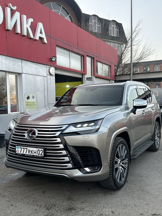 Оклейка автомобилей бронепленкой