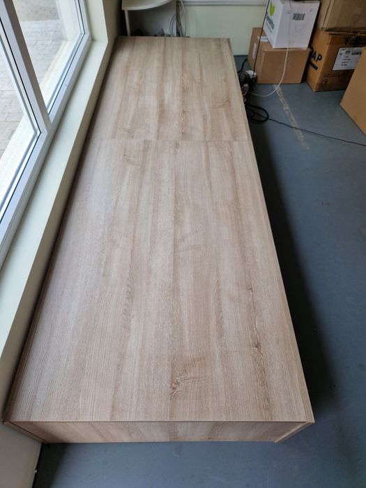 Baza expoziție vitrina magazin și piramide