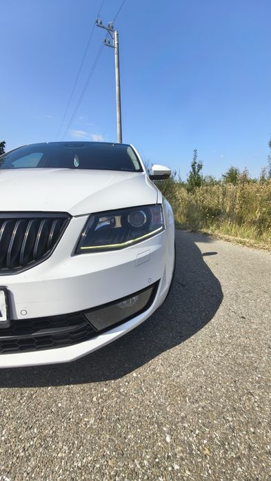 Vând Skoda Octavia 2013