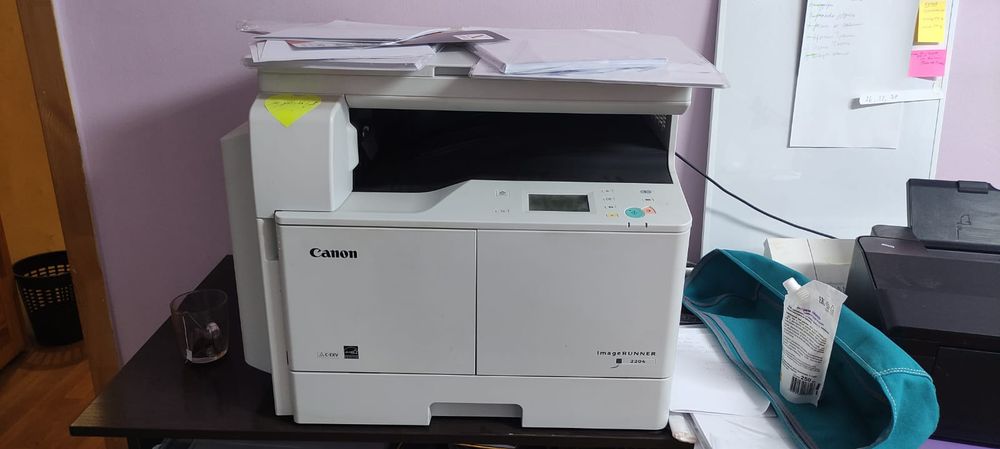 Продам принтер Canon 2204 в отличном состоянии