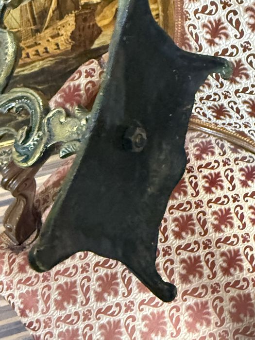 старинен бронзов свещник двойка