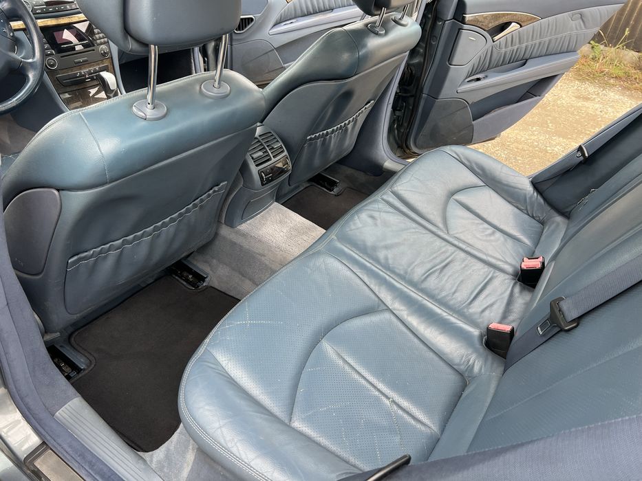 Mercedes E320 Avangarde 4 Matic