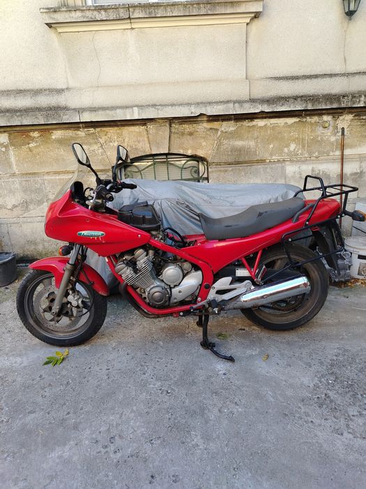 На части Yamaha XJ 600 Diversion