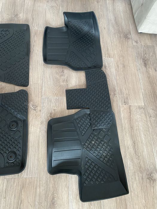 Продам коврики лада гранта